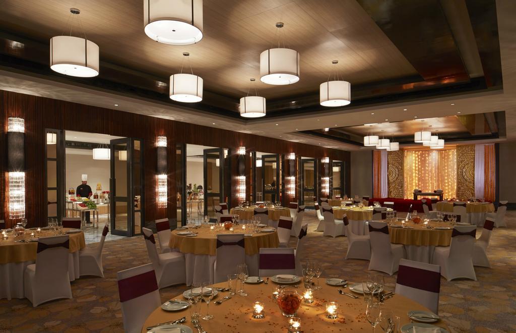 Courtyard By Marriott Bilaspur Eksteriør billede