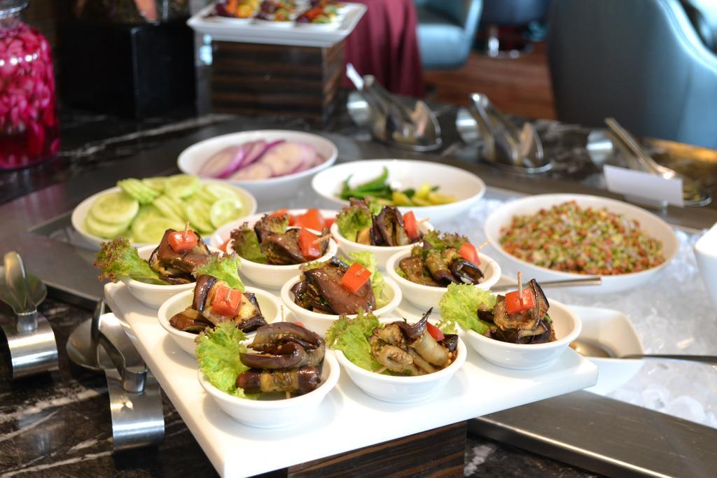 Courtyard By Marriott Bilaspur Eksteriør billede