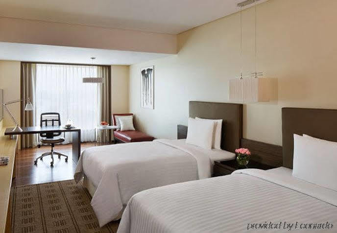 Courtyard By Marriott Bilaspur Eksteriør billede