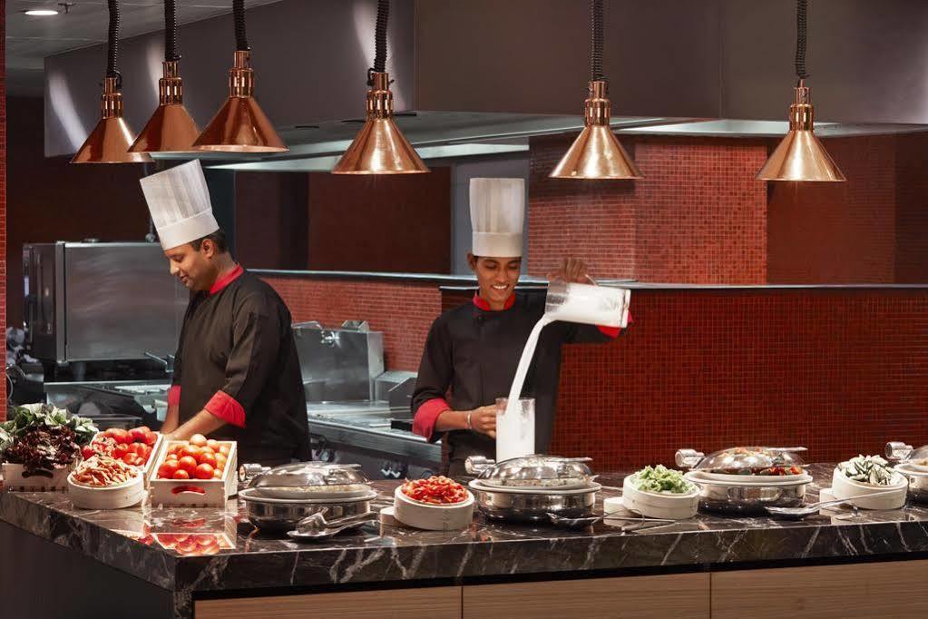 Courtyard By Marriott Bilaspur Eksteriør billede